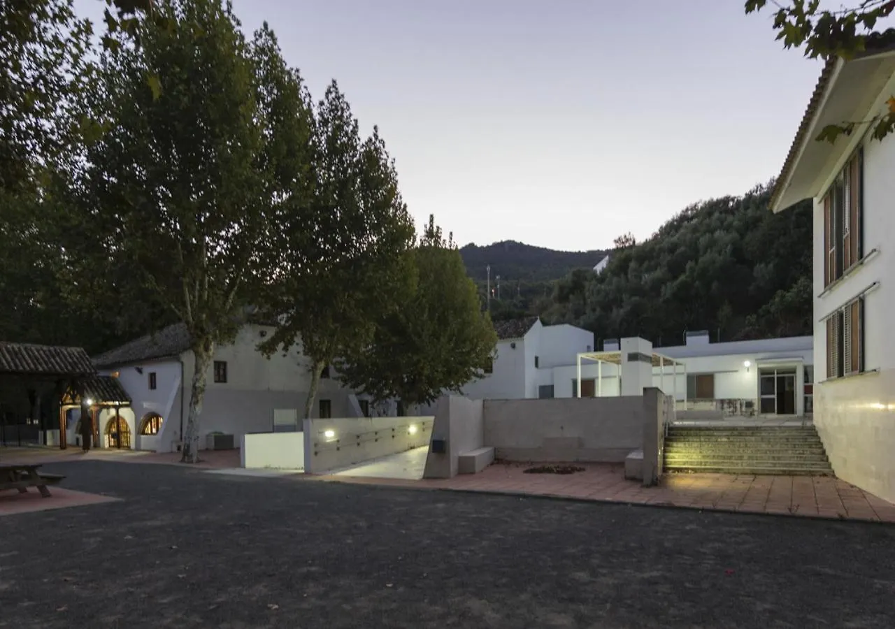 Albergue Inturjoven El Bosque Испания